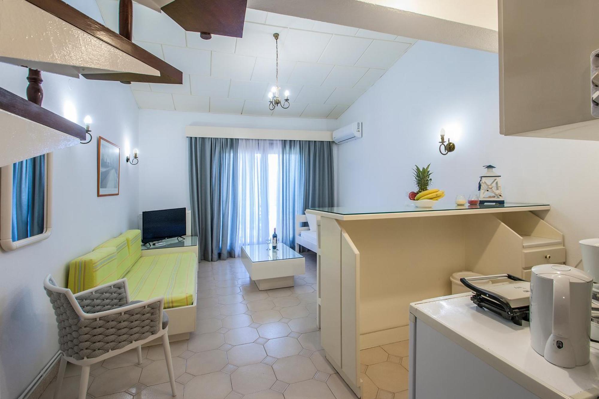 Chrissomalli Sofia Studios Skiathos-Stadt Exterior foto