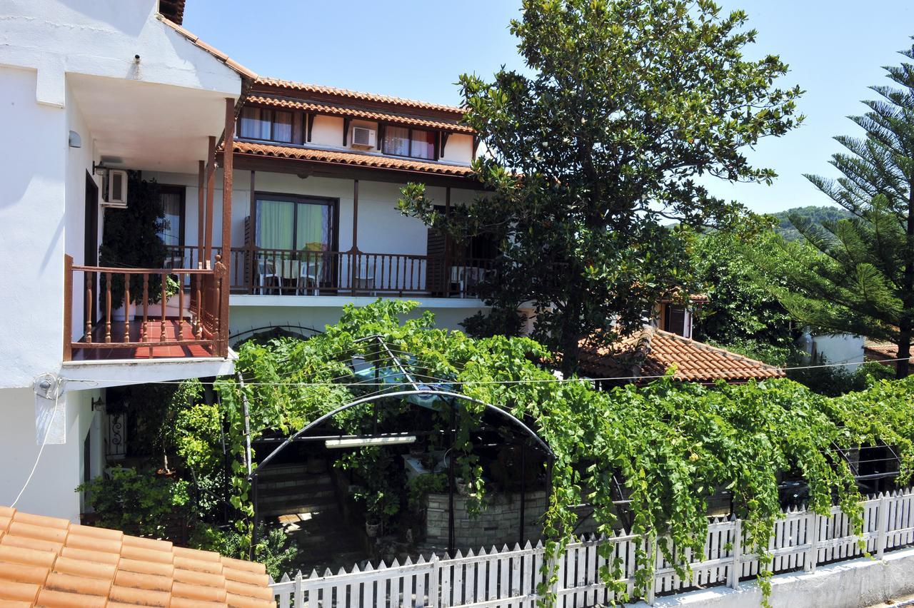 Chrissomalli Sofia Studios Skiathos-Stadt Exterior foto