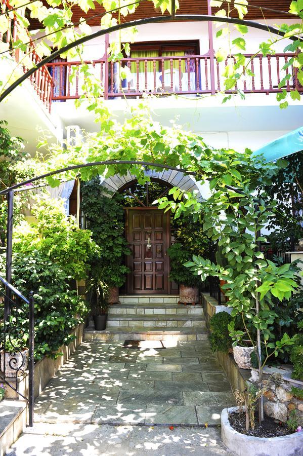 Chrissomalli Sofia Studios Skiathos-Stadt Exterior foto